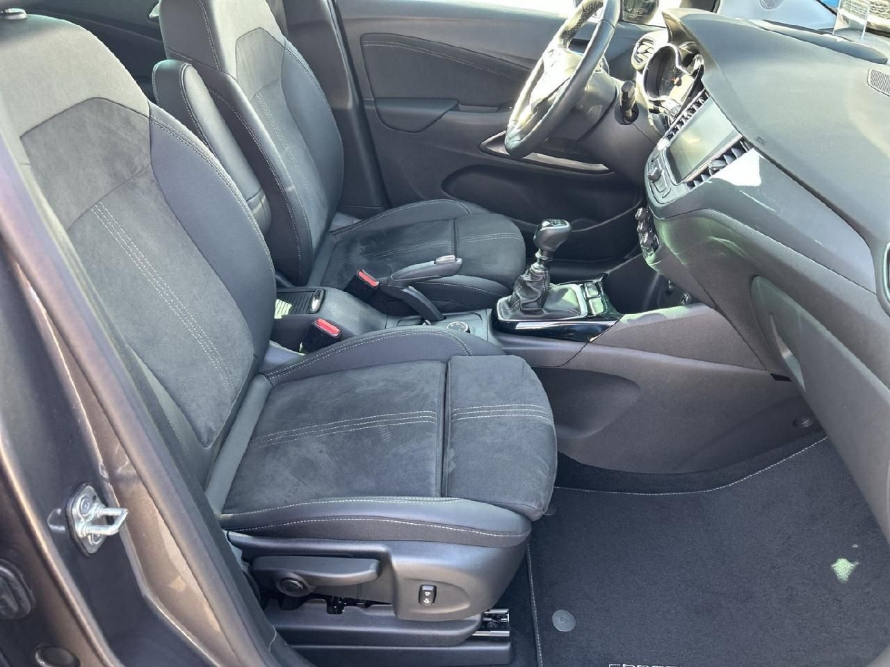 Fahrzeugabbildung Opel Crossland Ultimate