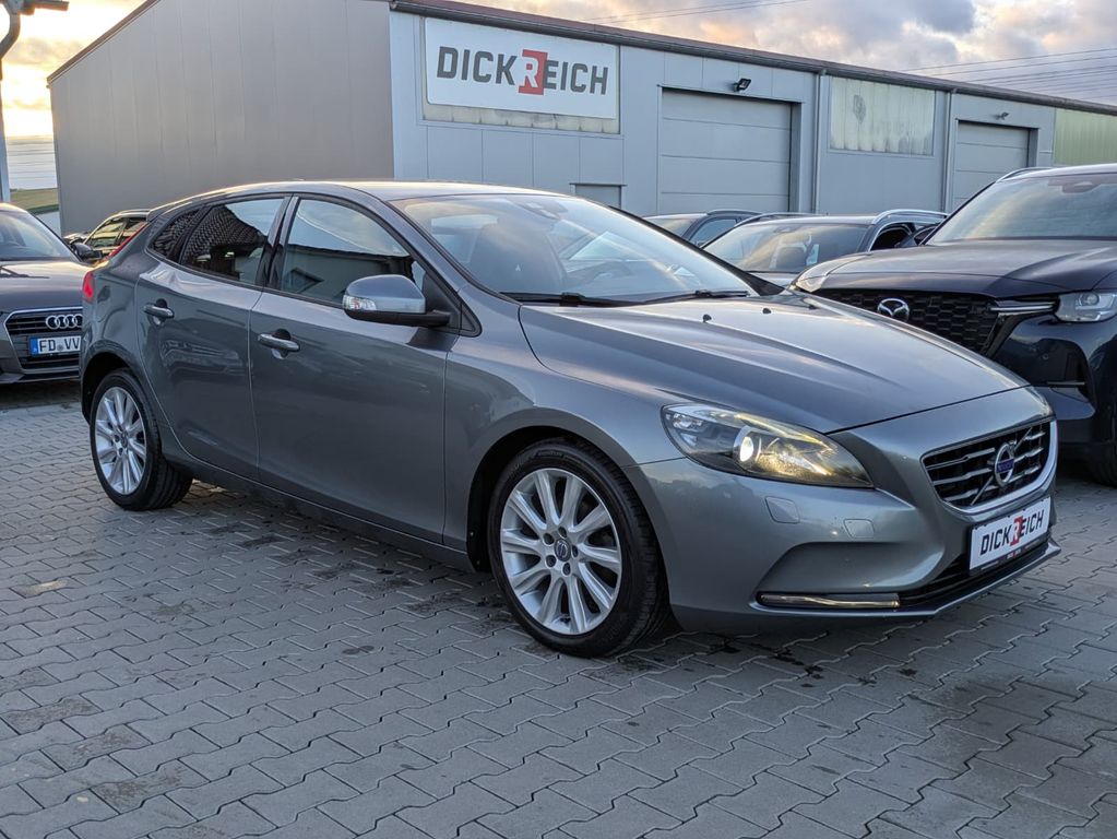 Angebot ansehen Volvo V40
