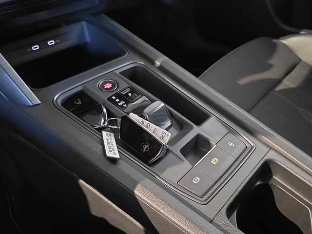 Leon 1.5 eTSI DSG*KAMERA*NAVI*AMBIENTE*