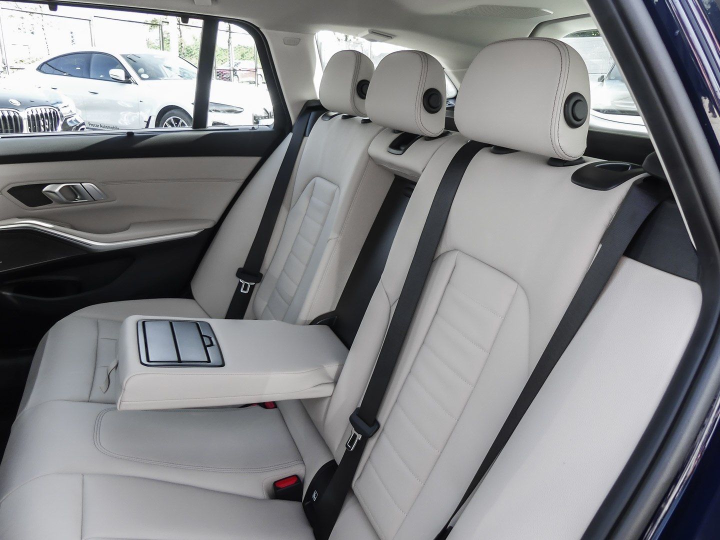BMW 330 - Bild 17