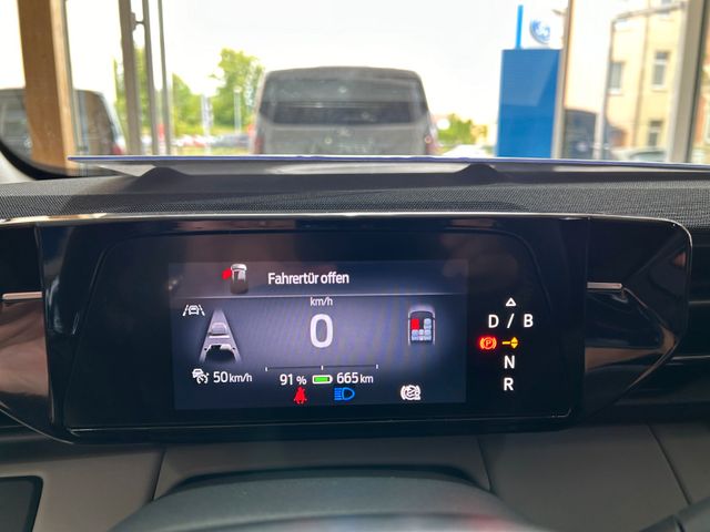 Ford Explorer Select RWD