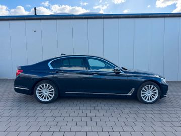 BMW 740 - 9