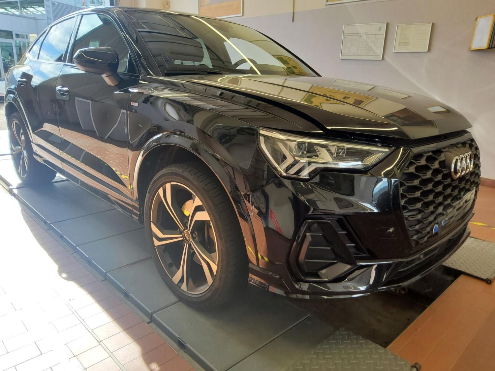 Audi Q3 Sportback 45 1.4 TFSI e S line*SONOS*Matrix* imagem 3