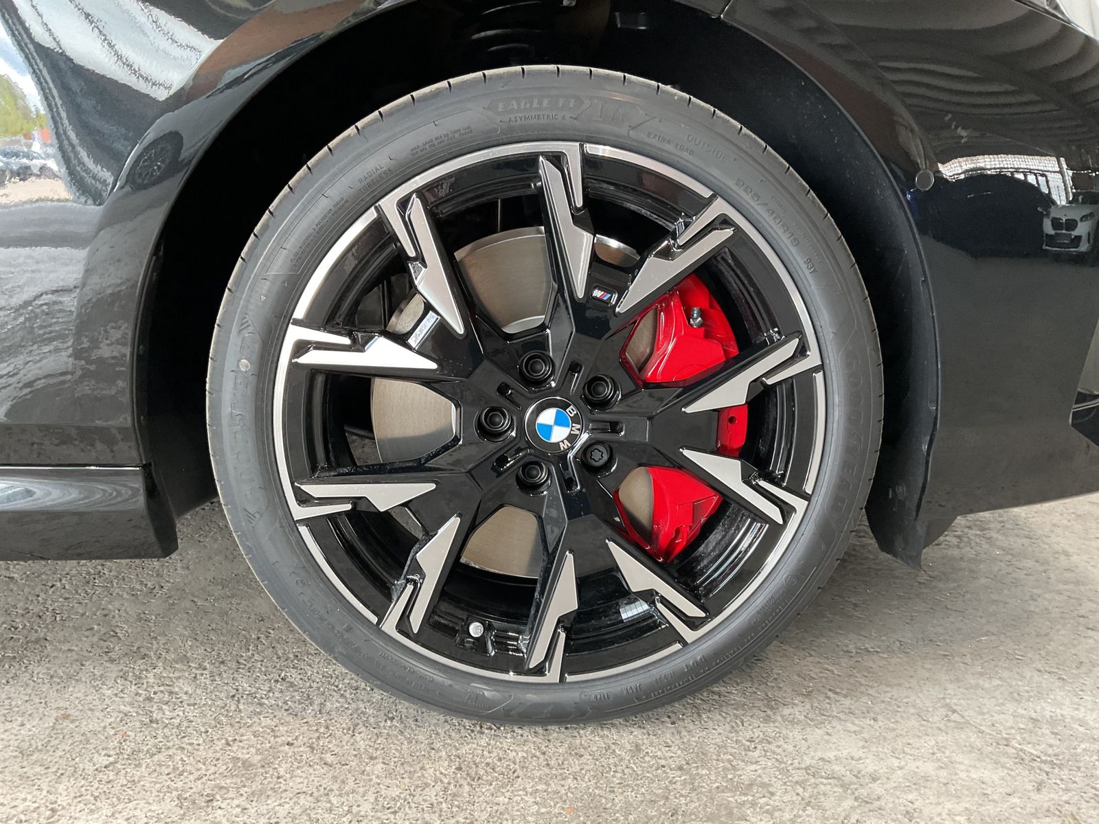 Fahrzeugabbildung BMW 220 |M Sportpaket Pro |Head-Up Display |AHK DAB