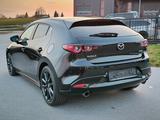 Mazda 3 e-SKYACTIV-G 2.0 M HYBRID DRIVE HOMURA - Mazda 3 Homura Gebrauchtwagen