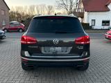 Volkswagen Touareg 3.0 V6 TDI+1. Hand+Kamera+TÜV,Servie neu - Volkswagen Touareg: V6 TDI