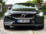 Volvo V60 Cross Country D4 AWD Geartronic/Standheizung - Volvo V60 Cross Country Kombi Gebrauchtwagen