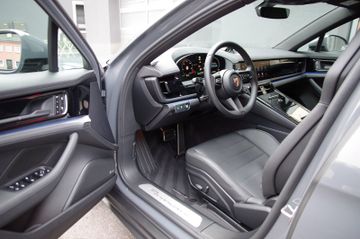 Porsche Panamera 4 E-Hybrid*21"SportDesign,ACC,BOSE,PANO