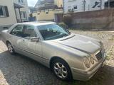Mercedes-Benz Mercedes Benz W210 E240 - Mercedes-Benz E-Klasse: 210