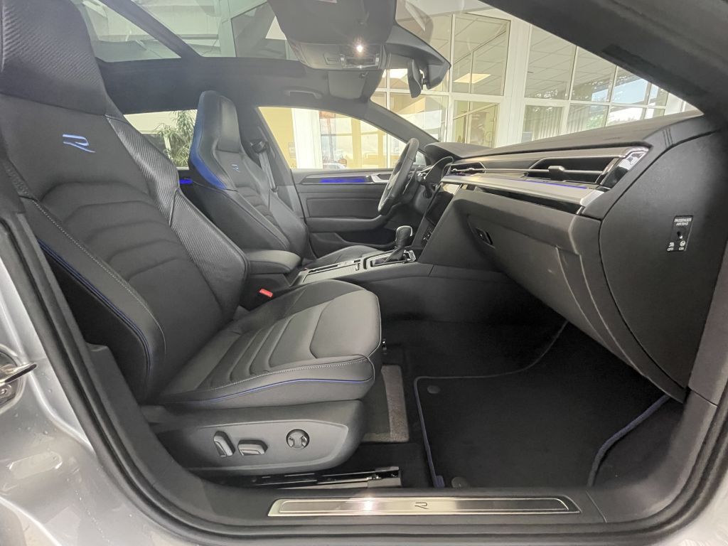 Fahrzeugabbildung Volkswagen Arteon Shooting Brake R V-max AHZV Harman Kardon