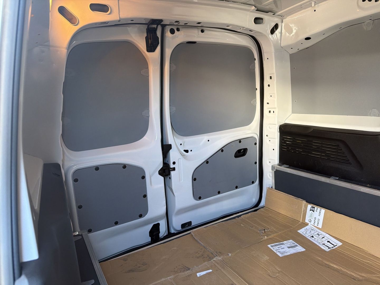 Peugeot Partner - Bild 13