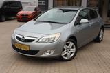Opel Astra J Lim. 5-trg. Design Edition/Klima/Tüv NEU - Opel Astra aus 2011 mit Diesel-Antrieb