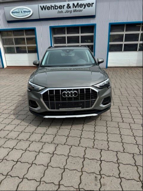 Image of Audi Q3