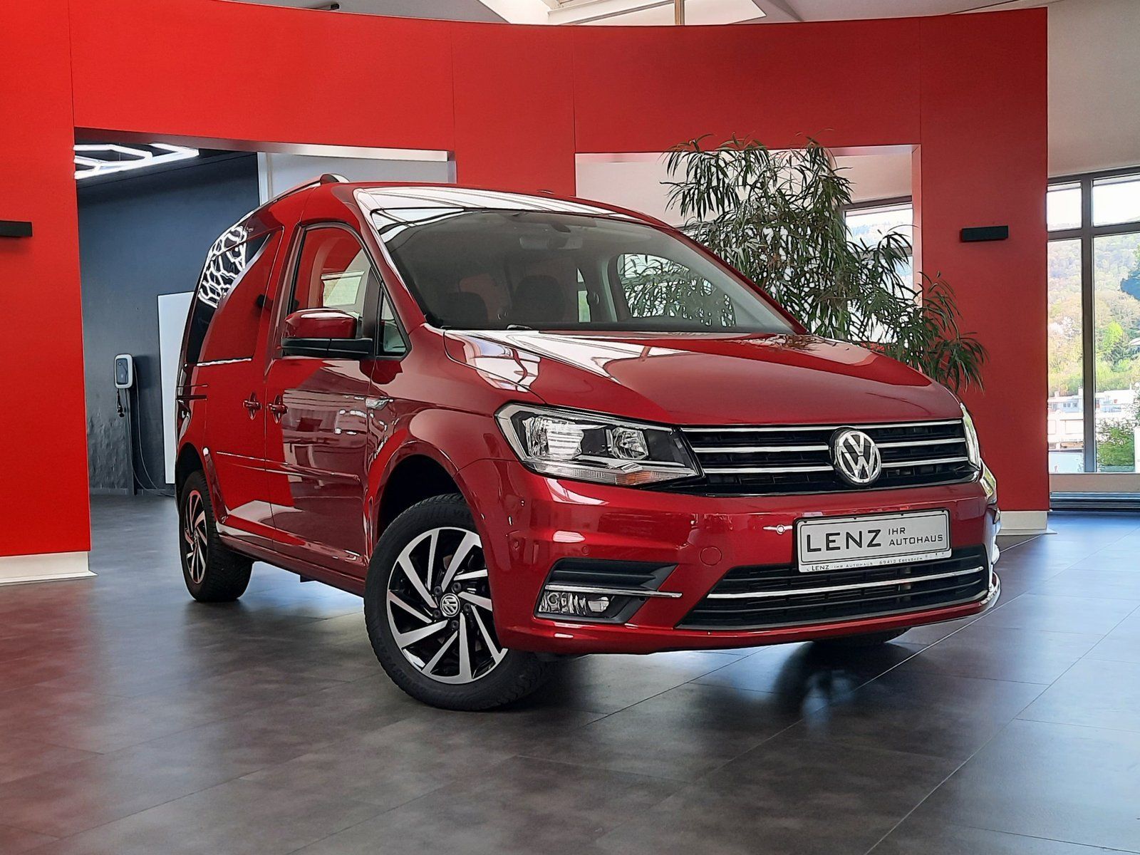 Fahrzeugabbildung Volkswagen Caddy TDI Join *Navi*AHK*Sitzhzg*PDC*Tempomat*