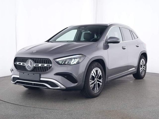 Mercedes-Benz GLA 180 Progressive 7G DCT LED KAMERA CARPL AHK