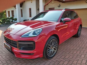 Porsche Cayenne - 2