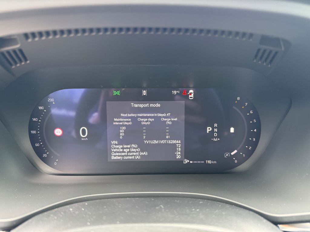 Fahrzeugabbildung Volvo XC60 B5 B AWD Plus Black Edition+Pano+LichtPak