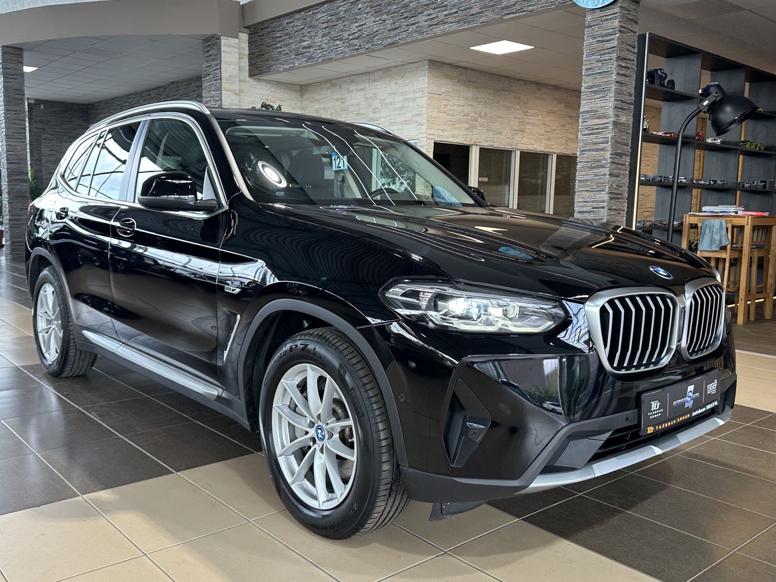 BMW X3 30e xDrive Leder Pano R.Cam Navi SHZ LED DAB