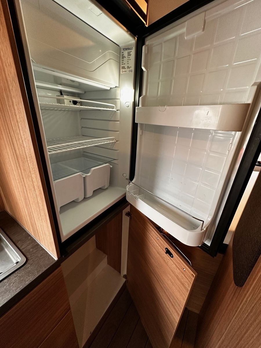 Fahrzeugabbildung Weinsberg CaraBus 600 MQ Aufstelldach ISOFIX Markise