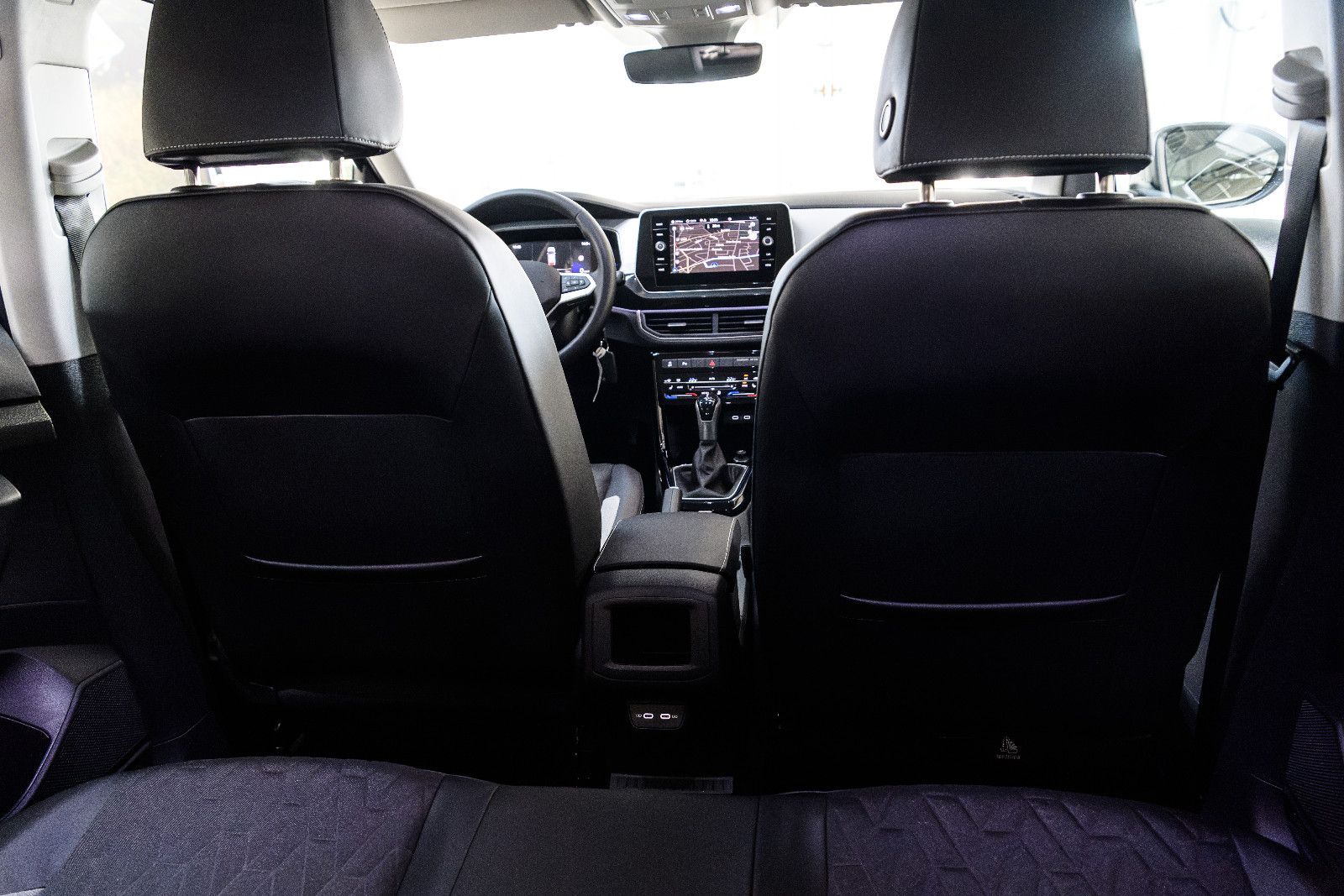 Fahrzeugabbildung Volkswagen T-Cross 1.0 TSI DSG 85 kW Energy+AHK+Kamera+Navi