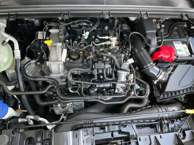 Fahrzeugabbildung Ford Puma 1.0 EcoBoost Mild Hybrid Titanium Navigatio