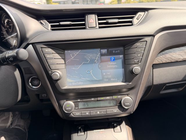 Toyota Avensis Touring Sports Executive