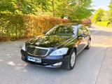 Mercedes-Benz S 420 CDI Navi Xenon Leder KeylessGo Schiebedach - schwarze Mercedes-Benz S 420