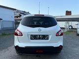 Nissan Qashqai +2 4X4 Automatik/Alcantara/Pano/360° KAM - Nissan Qashqai: Allradantrieb