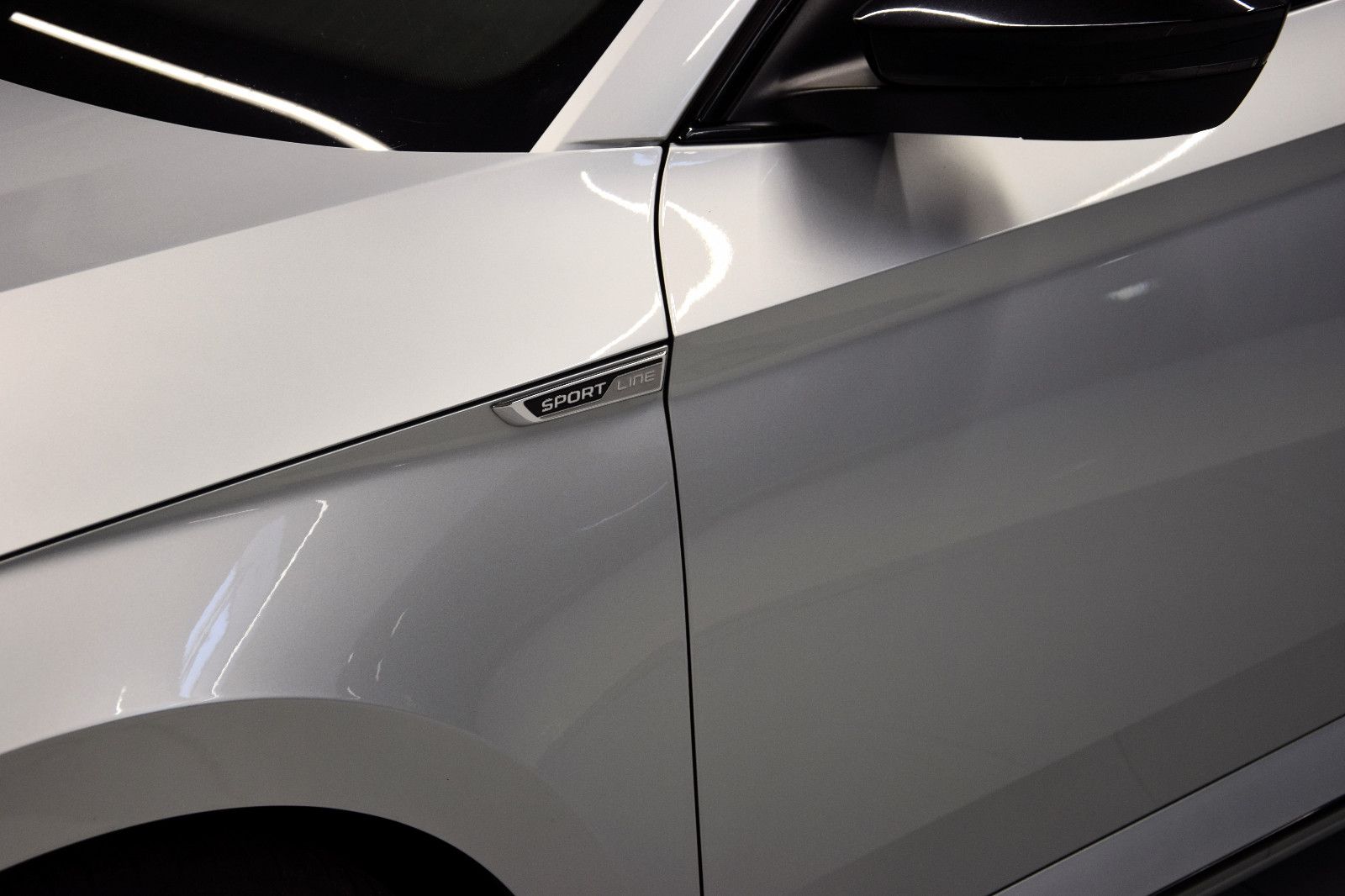 Fahrzeugabbildung SKODA Superb Combi Sportline DSG Pano. Bi-Xenon Memory