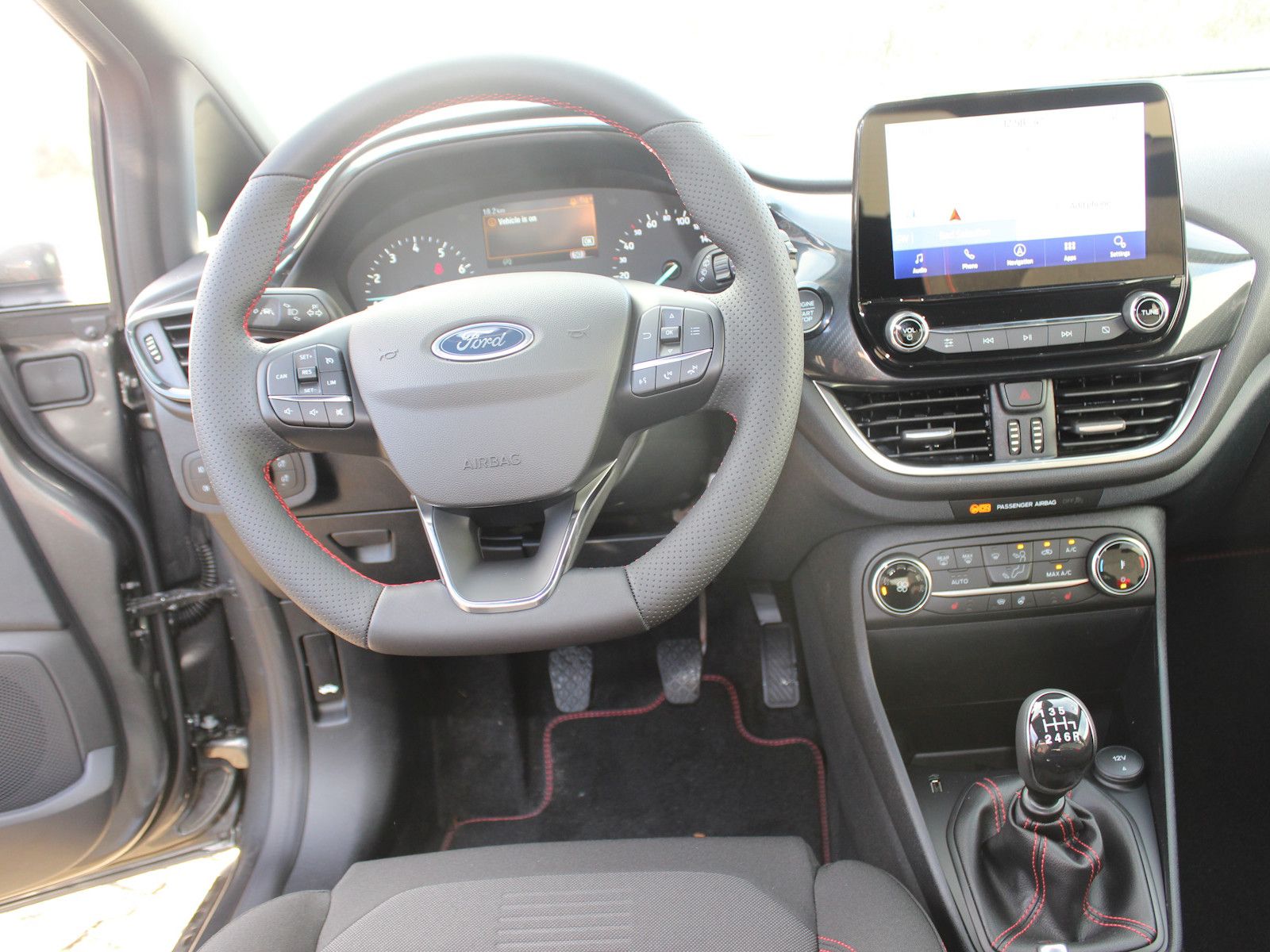 Fahrzeugabbildung Ford Fiesta ST-Line X 1,0 EcoBoost Hybrid