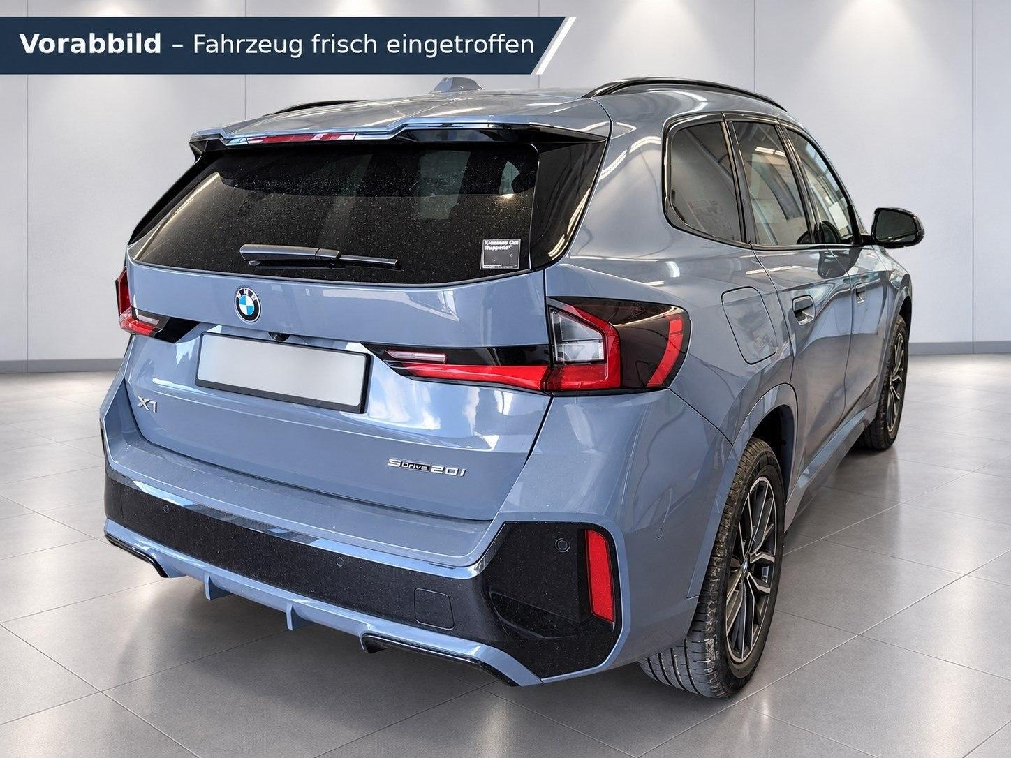 BMW X1 sDrive20i M Sport PANO ACC RFK NAVI LED DAB