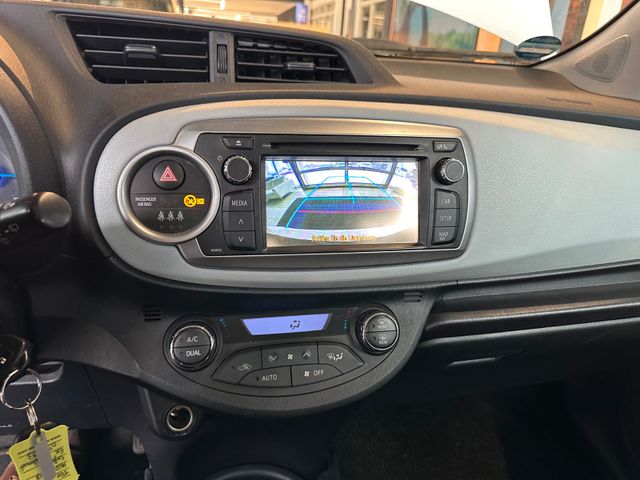 Toyota Yaris Hybrid Life *Unfall*