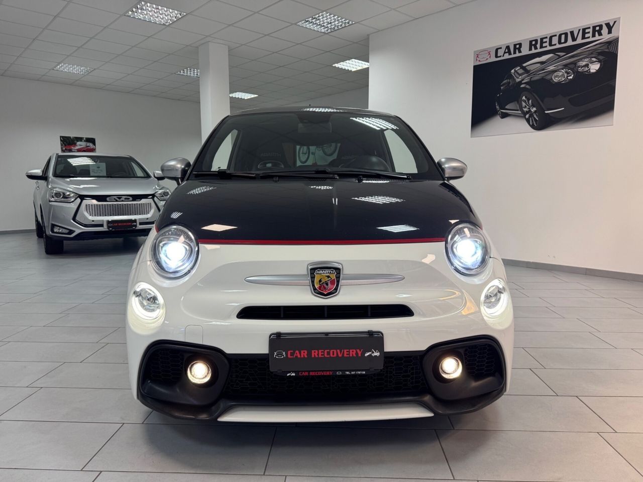 Abarth 595 1.4 Turbo T-Jet 165 CV Turismo imagem 3