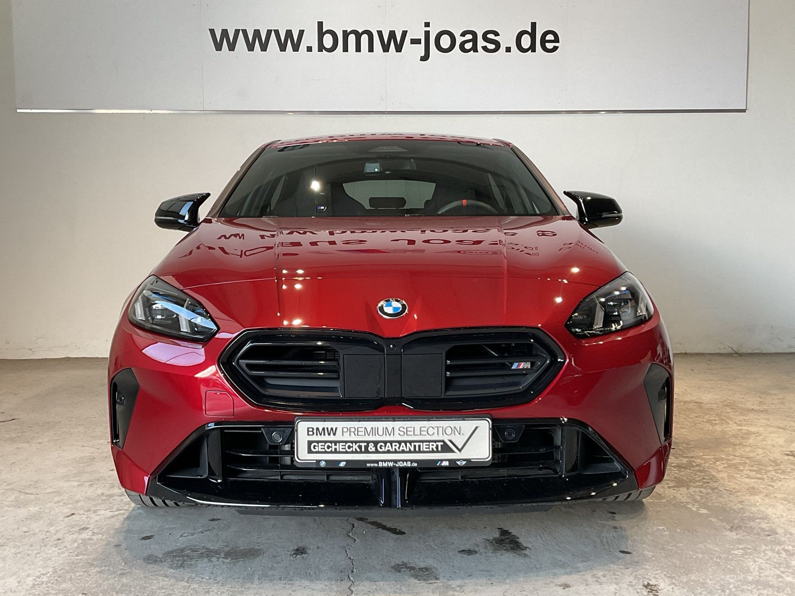 Fahrzeugabbildung BMW M135 xDrive |M Technik Paket II |Harman Kardon |