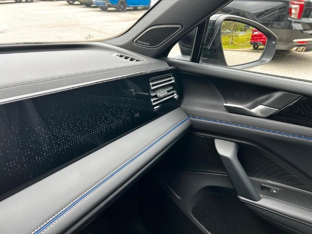 Volkswagen Tiguan 2.0 TDI R-Line/Matrix/AHK/HUD/Pano/Voll!! – 19