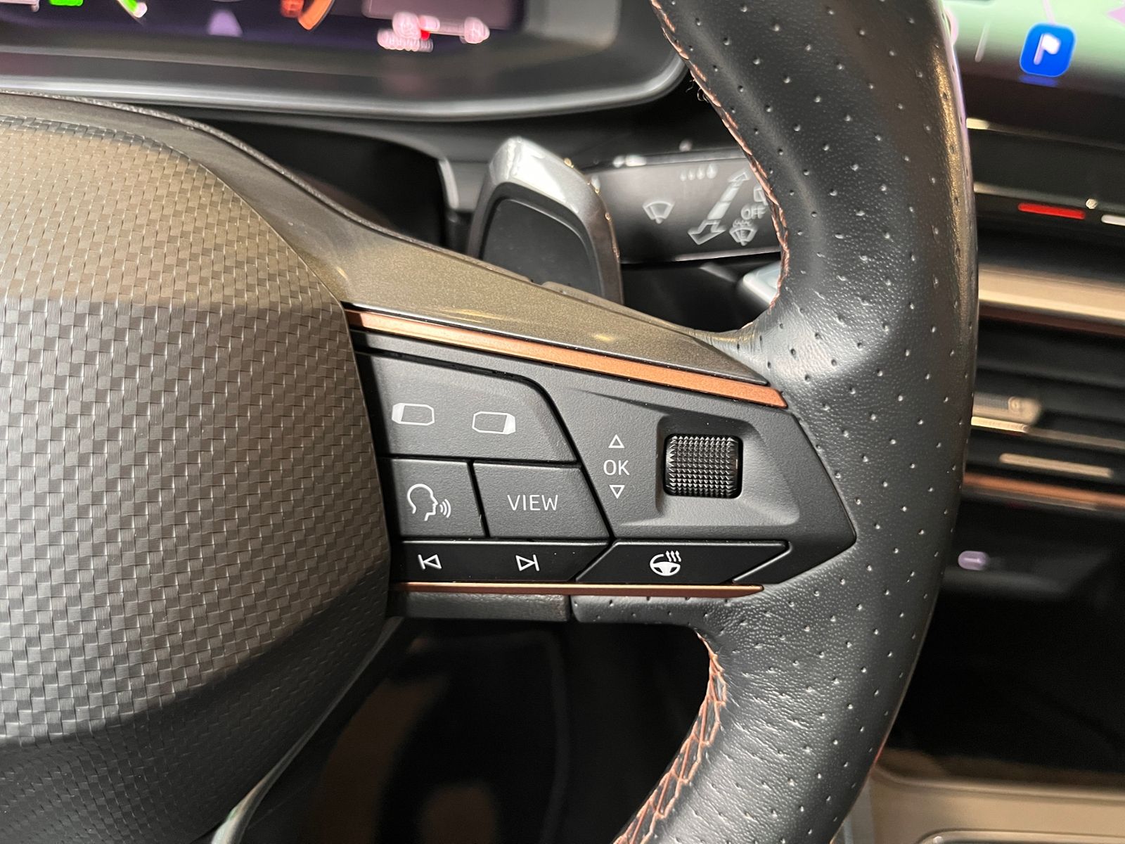 Fahrzeugabbildung CUPRA Formentor eHybrid VZ PANO LED NAV 19"
