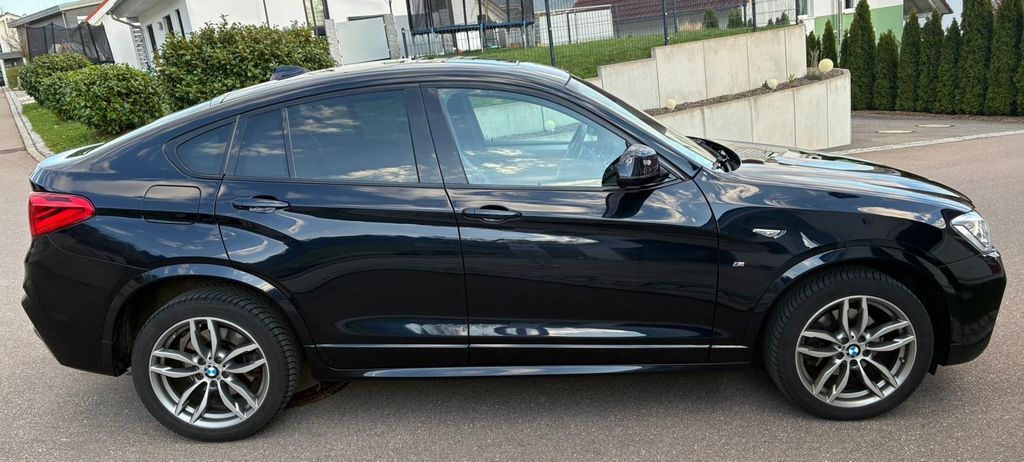 Image of BMW X4