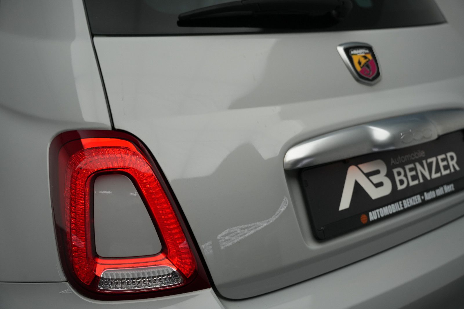 Fahrzeugabbildung Fiat Abarth 500 595 *BeatsAudio*SportsitzeAbarth*PDC*