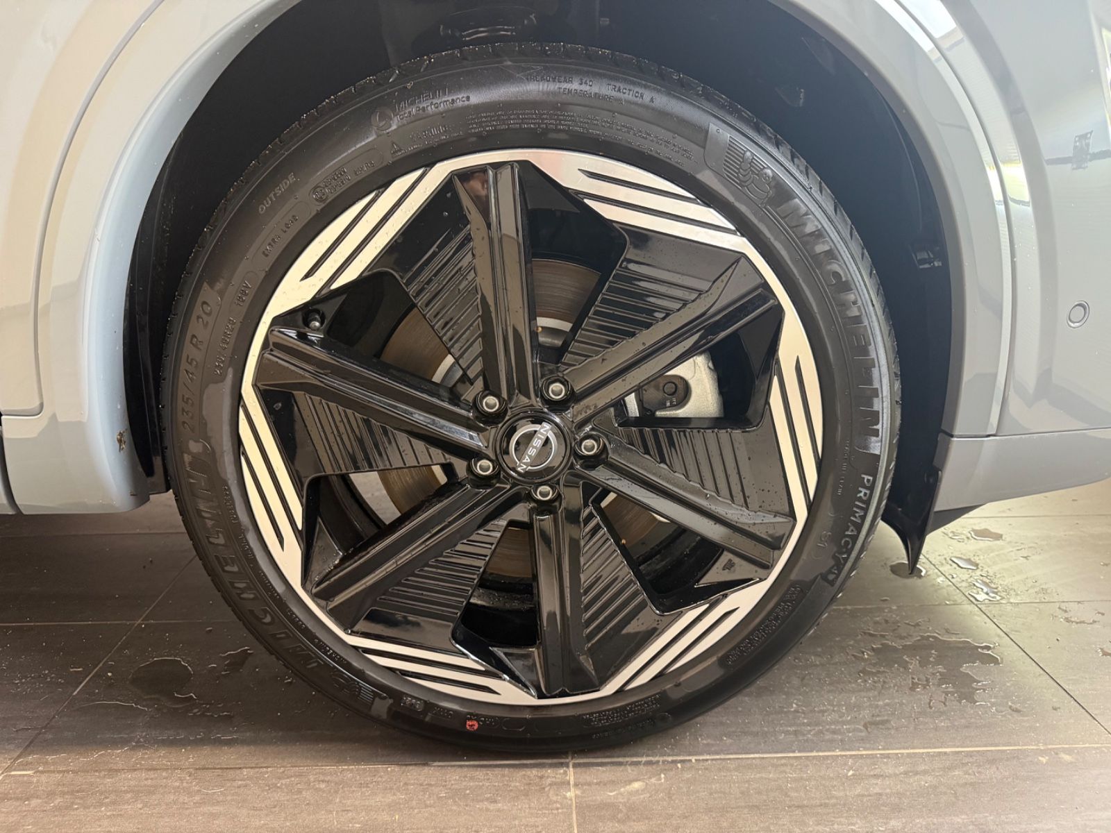 Fahrzeugabbildung Nissan N-Design e-Power 360° Kamera, Leder / Alcantara