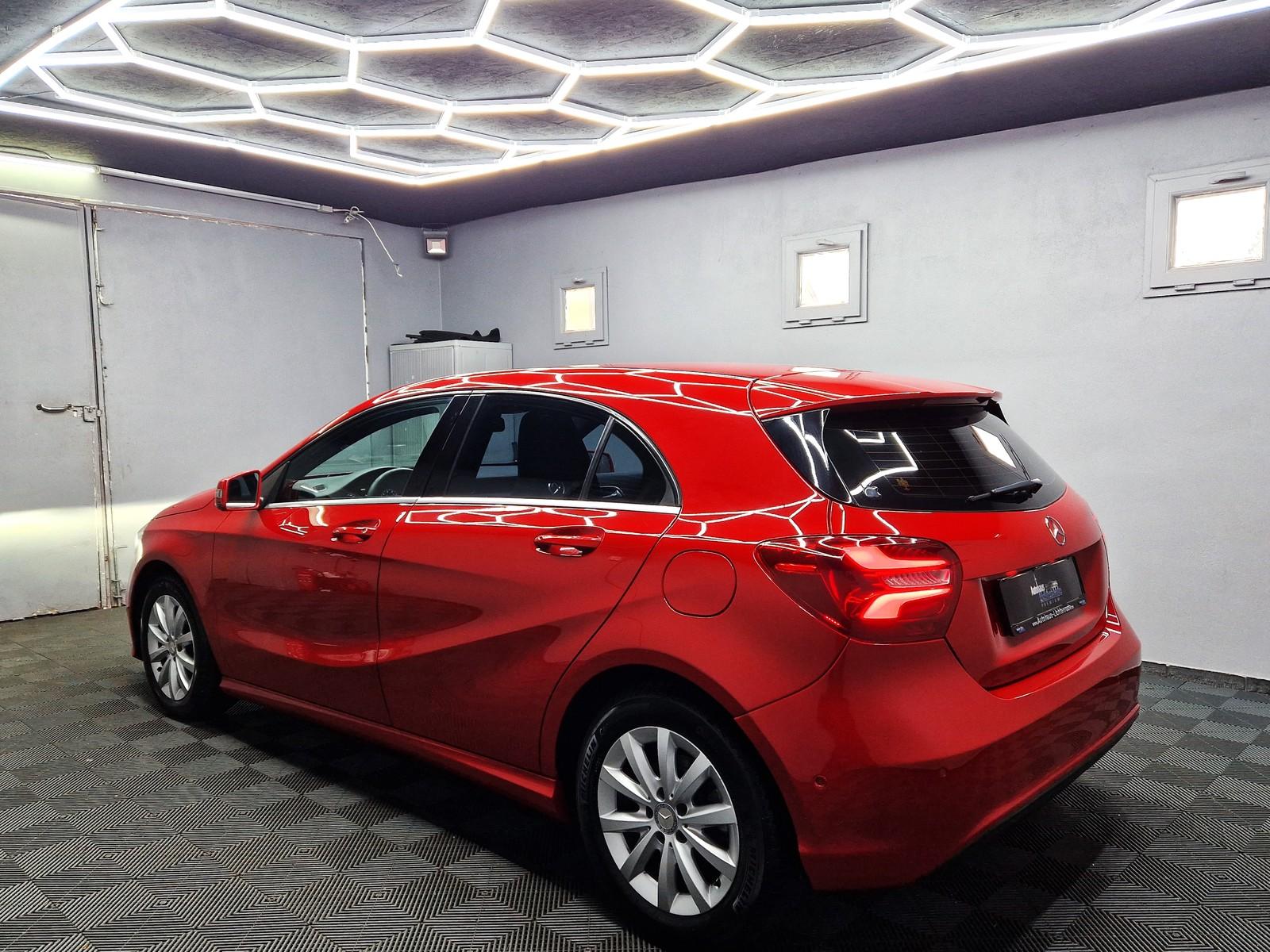 Mercedes-Benz A 180 BlueEfficieny STYLE||AUTOM|LED|NAVI|R-KAME