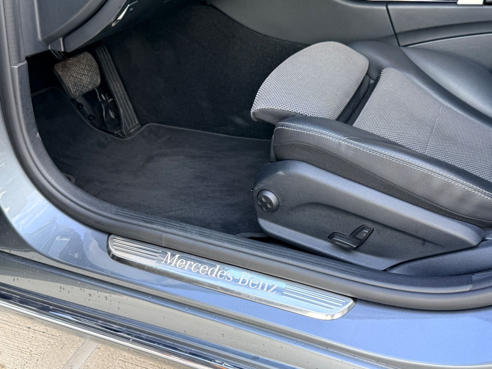 Mercedes-Benz C 180 Limousine 9G Advantage Kamera CarPlay Pano foto 24