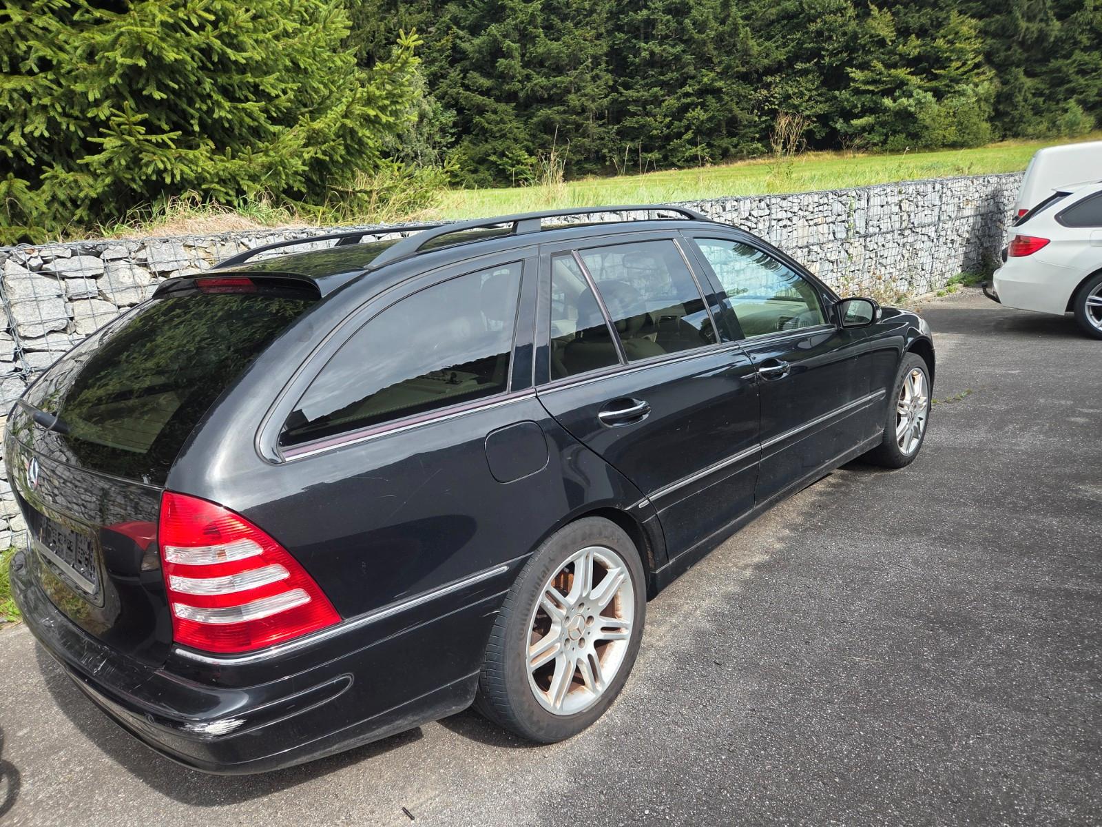 Mercedes-Benz C200 2006 — photo 7