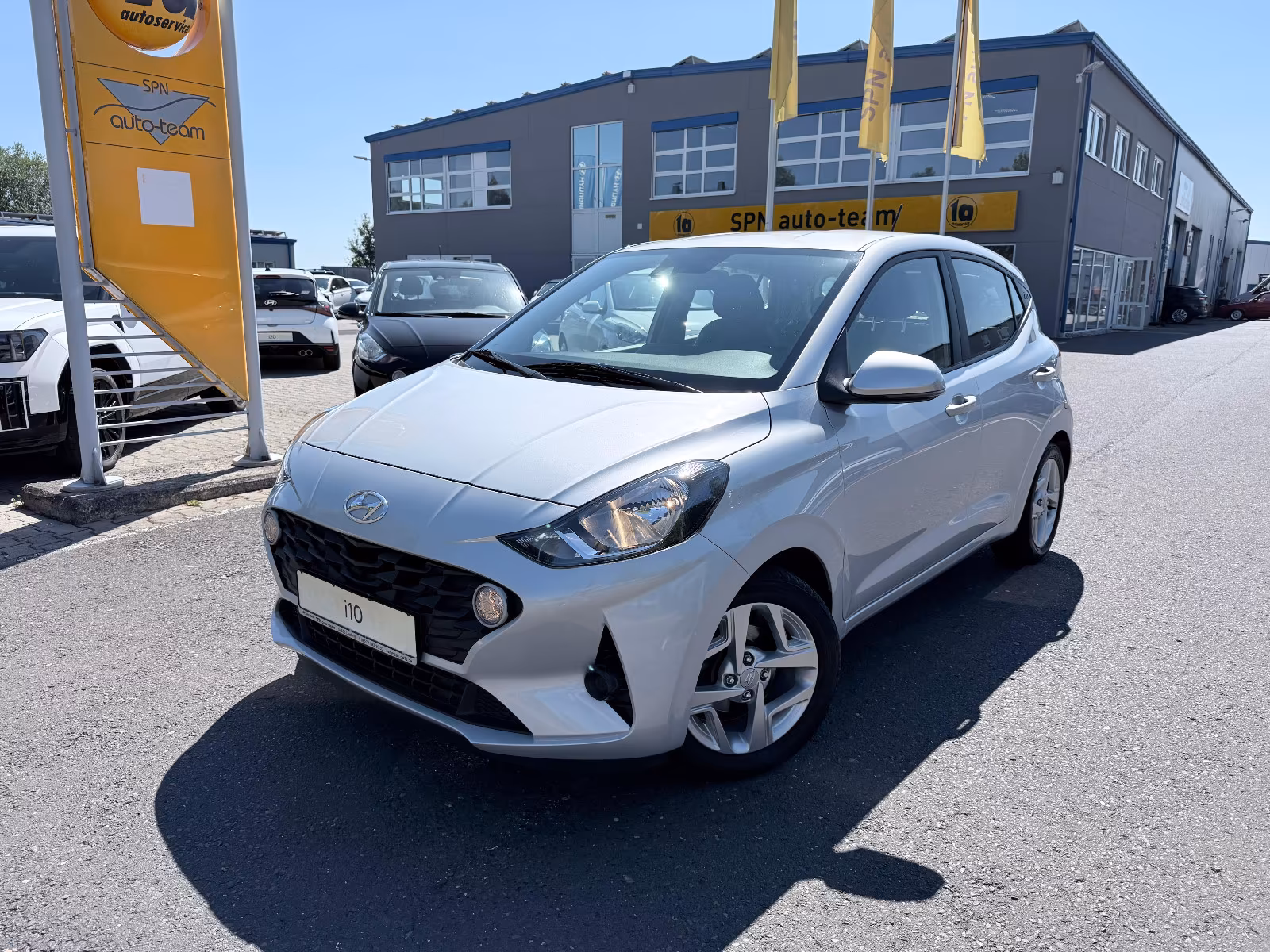 Hyundai i10 Trend 1.HAND/KLIMA/CARPLAY/SHZ