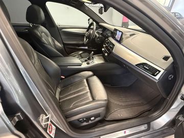 BMW 530 - 12