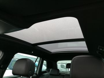 Volkswagen Tiguan R-Line Highline 4Motion 2.0TSI DSG