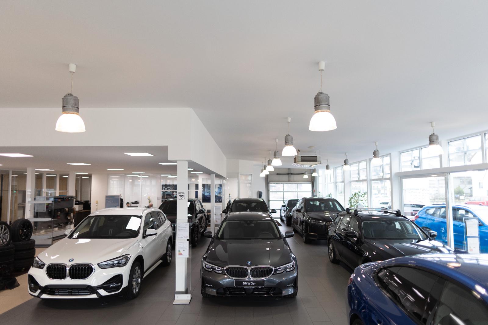 showroom-image-bottom