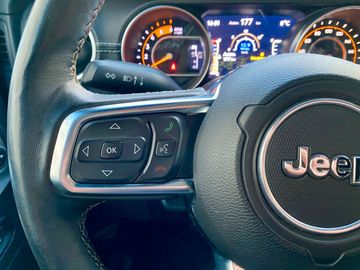Jeep Wrangler - 12