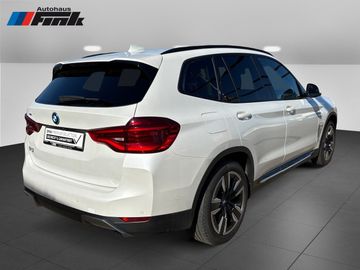 BMW iX3 DAB LED WLAN RFK Parkassistent el. Sitze