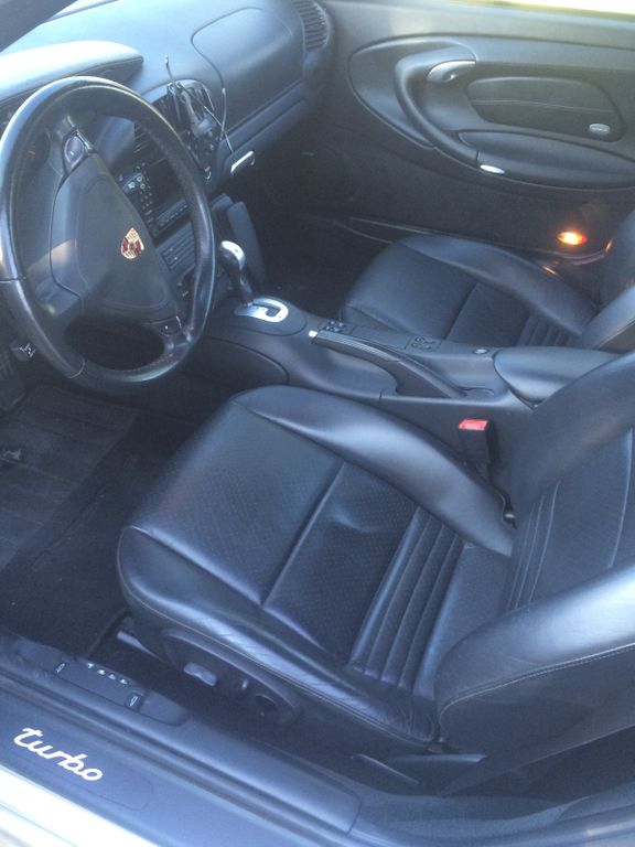 PORSCHE 911 2004