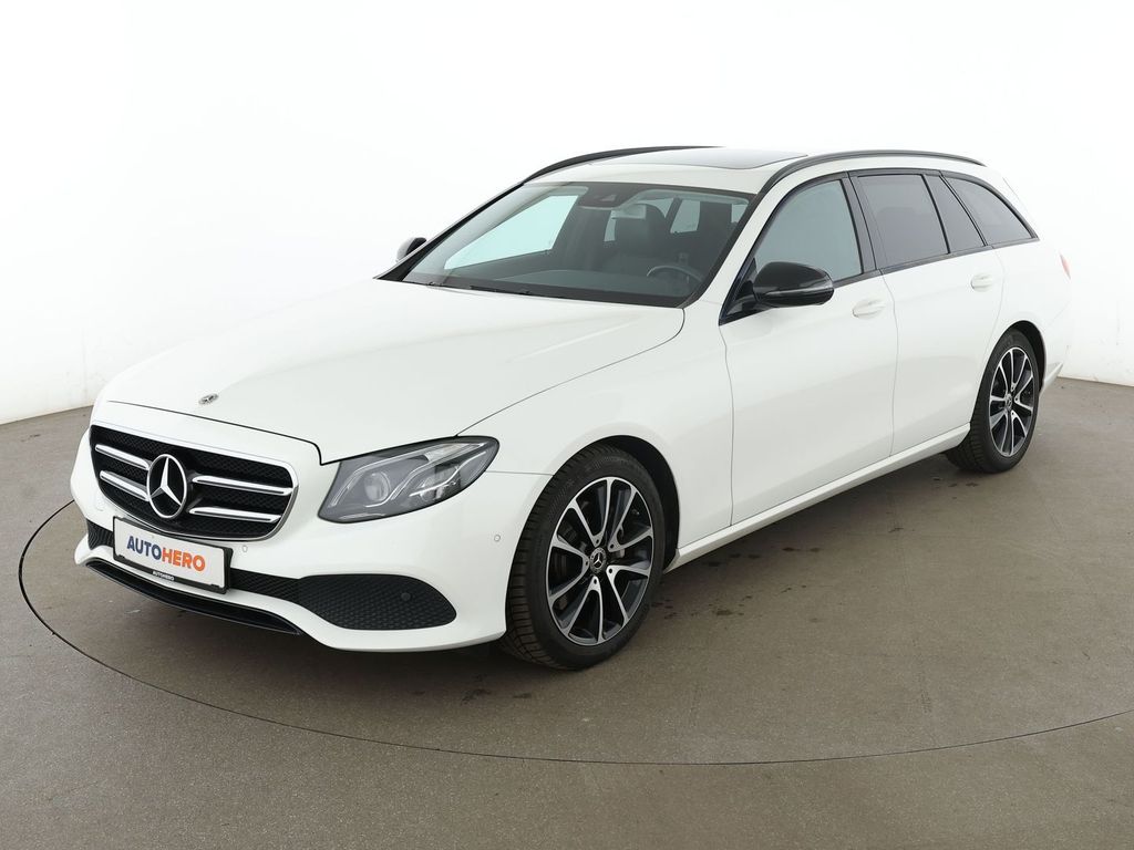 Image of Mercedes-Benz E 220